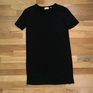 Black T-shirt dress from Aritzia